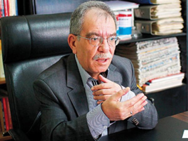 Salih Mirzabeyoğlu ve Fikret Bayram'ın Sesini Duyan Var mı?