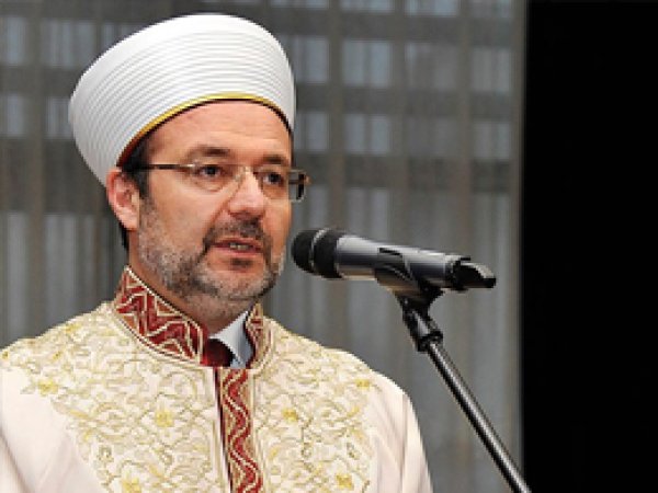 Görmez: Zalimin de Mazlumun da Mezhebine Bakılmaz 