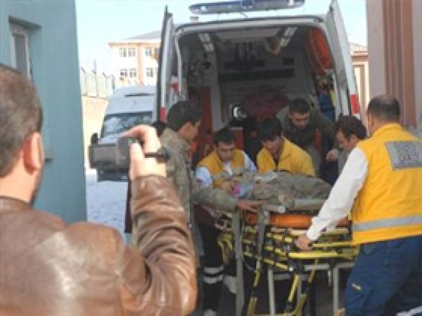 Van Başkale'de Kaza: 5 Yaralı