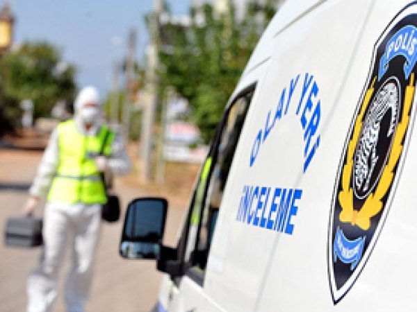 Havai Fişekleri İzlerken Vuruldu