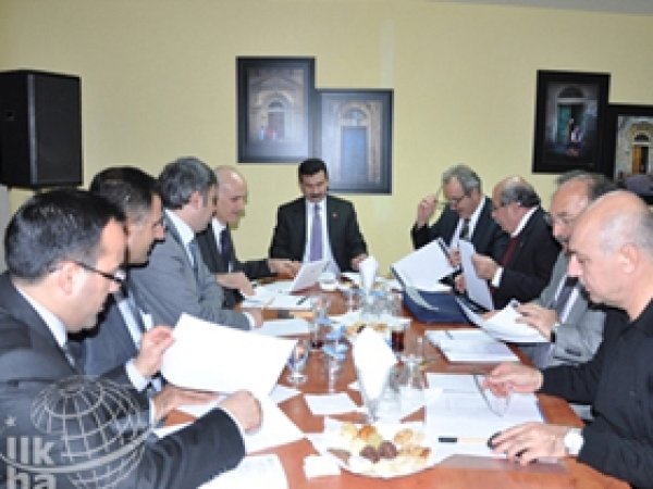 Tarsus'a Üniversite Açılması için Çalışmalar Başladı