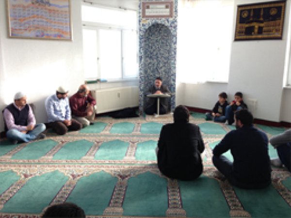 Mehmet Şenlik Darmstadt Said-i Nursi Camii’ni Ziyaret Etti