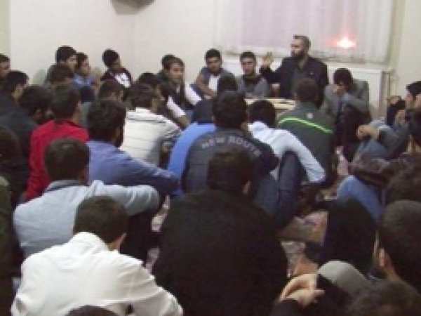 Van'da Üniversite Öğrencilerine Seminer 