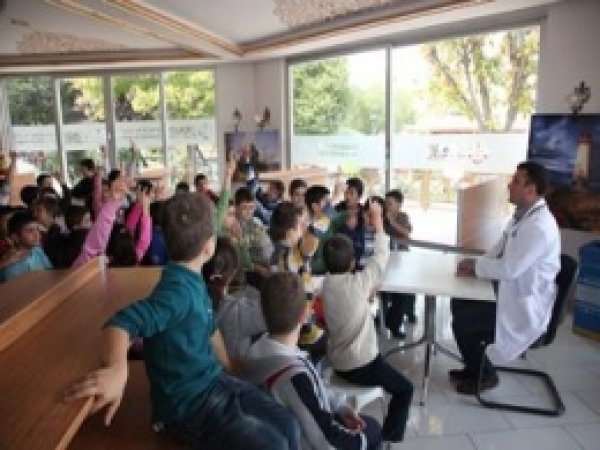 Öğrencilerden Kitap Okuma Sözü 