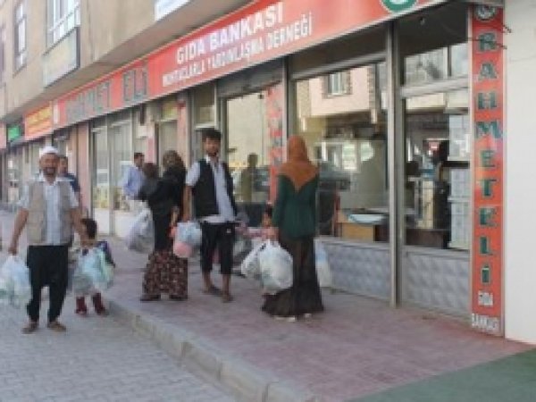Rahmet Eli, Ekim Ayı Faaliyet Raporunu Açıkladı 