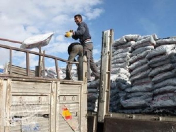 Van'da 50 Bin Ton Kömürün Dağıtımı Sürüyor 