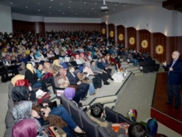"Ahlakın Olmadığı Bir Dünya Zifiri Karanlıktır" 