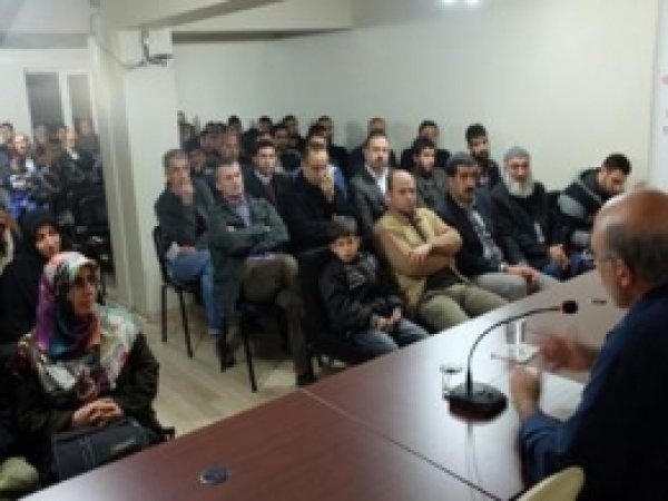 Bingöl'de 'İhvan Hareketi' Konulu Seminer Verildi 