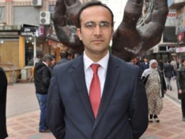 Özgür Eğitim Sen'den Gercüş Kaymakamına Tepki 