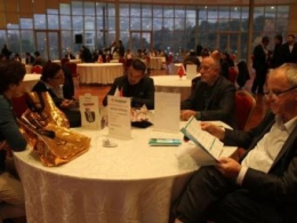 BUGİAD İş Adamlarını Bursalı Sanayicilerle Buluşturdu 