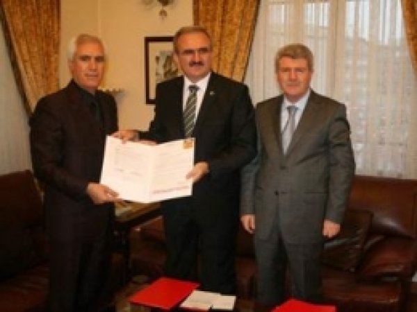 Bursa'ya Yeni Okul İçin İmzalar Atıldı 