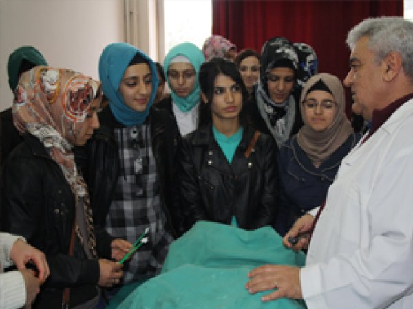 Elazığlı Öğrenciler Dicle Üniversitesini Gezdi  
