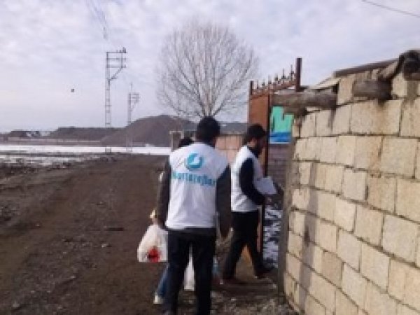 Mustazaflar Cemiyeti Ağrı Şubesi'nden 90 Aileye Yardım 