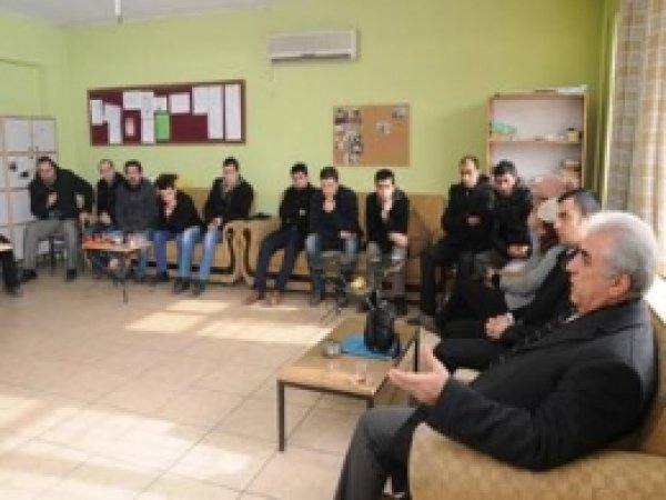 "Öğrenciler, Öğretmenleri Rol Model Olarak Görüyor"  