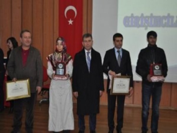 İŞKUR 676 Girişimciye Sertifika Verdi  
