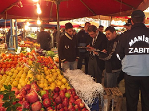 Pazar Esnafına Tartı Denetlemesi