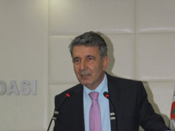 'Türkiye yaşlanıyor' Konulu Panel Duzenlendi