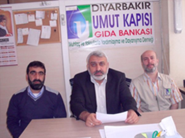 Umut Kapısı Gıda Bankası da Destek Verdi