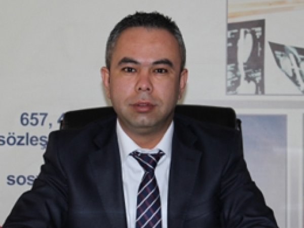 'Sağlık Çalışanı Hala Sırada Bekliyor'