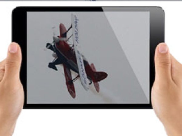 Pilot iPad'le Bozulan Uçağı İndirdi
