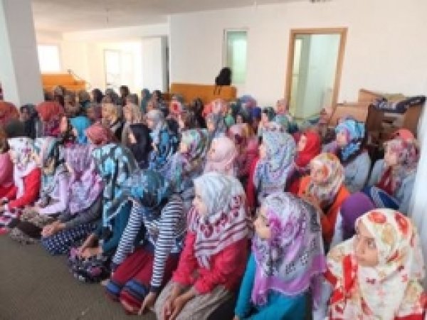 Tarsus'ta Camiiler Çiçek Açtı
