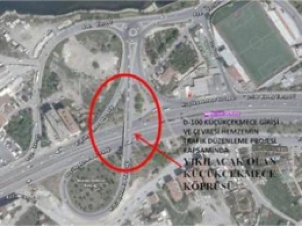 Küçükçekmece Köprülü Kavşağı'nda Trafik Sorunu Çözülüyor