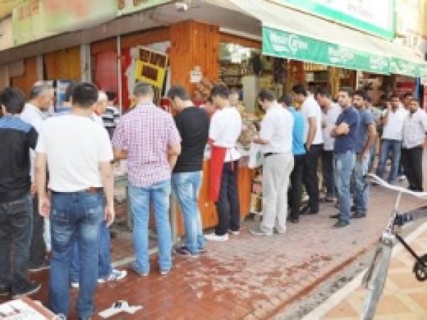 Ramazan'da Çiğköfte ve Tatlıya Rağbet