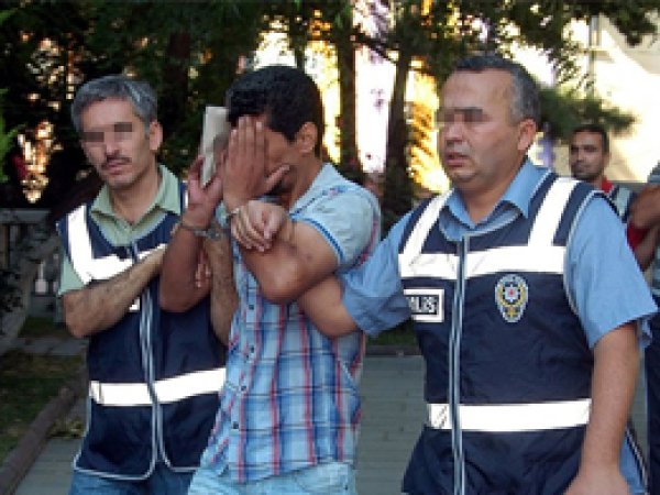 Ekonomik Suçu En Çok İlkokul Mezunları İşliyor