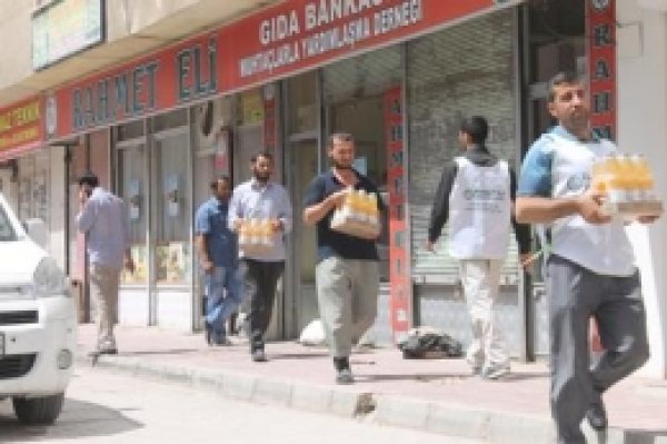 Van Rahmet Eli'nden 2 Bin Aileye Yardım 