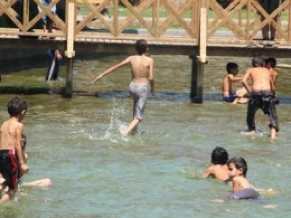 Çocukların Tehlikeli Serinleme Yöntemi