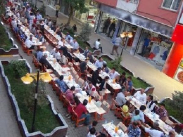 Doğubayazıt'ta Binler İftarda Buluştu