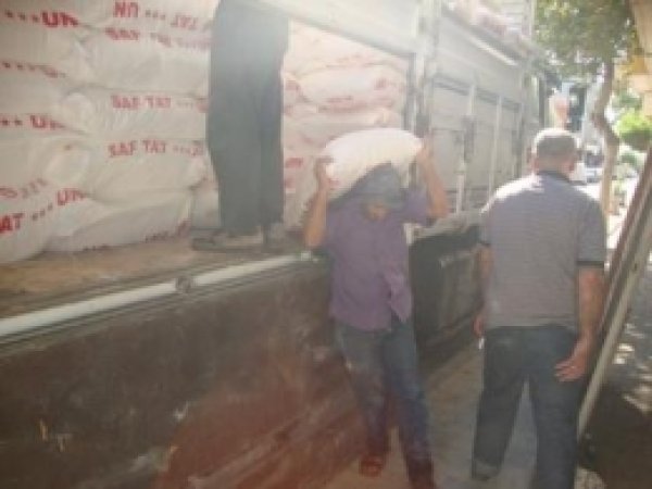 Ramazan'da Sıcağa Aldırmayan İşçiler