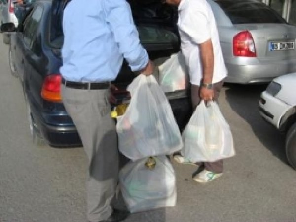Erciş İhya-Der'den 90 Aileye Yardım