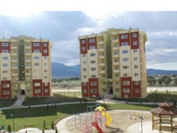 295 Bin Konut El Değiştirdi 