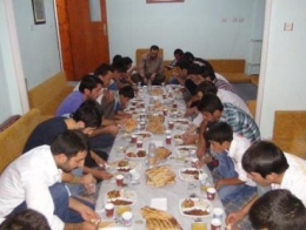 Solhan Çağrı-Der Gençleri İftarda Buluşturdu