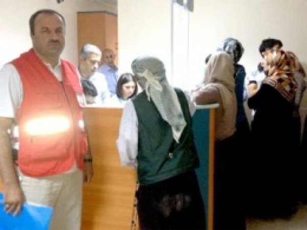 Kızılay'dan Midyat'a 33 Bin Liralık Zekât Yardımı