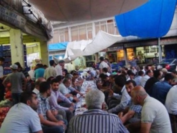 Bitlis Hal Esnafı ve Çalışanları İftarda Buluştu