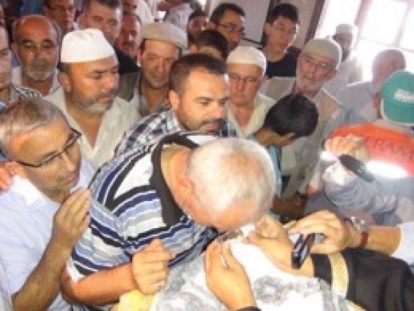 Sakalı Şerif Ziyaretine Yoğun İlgi