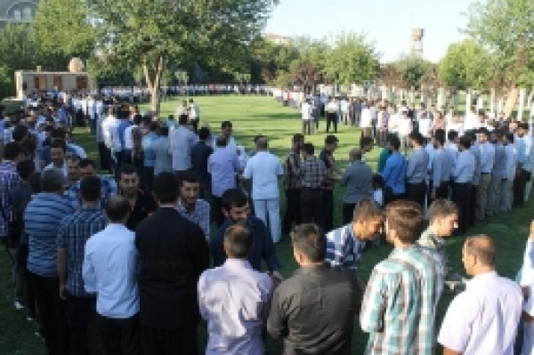 Mustazaflar Cemiyeti'nden Toplu Bayramlaşma 