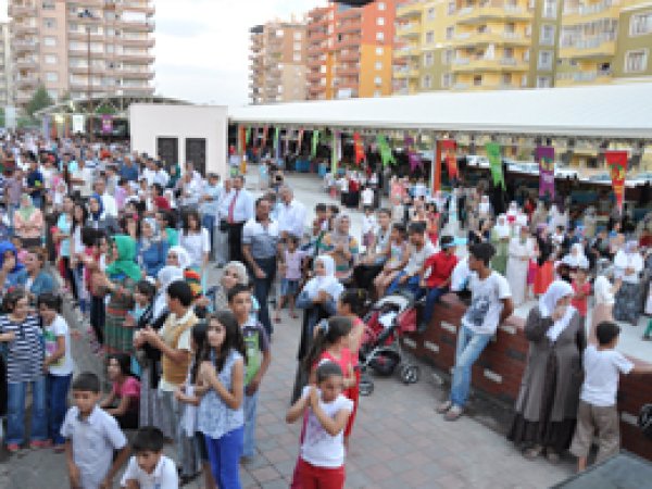 Bu Pazarda Sadece Kadınlar Çalışacak