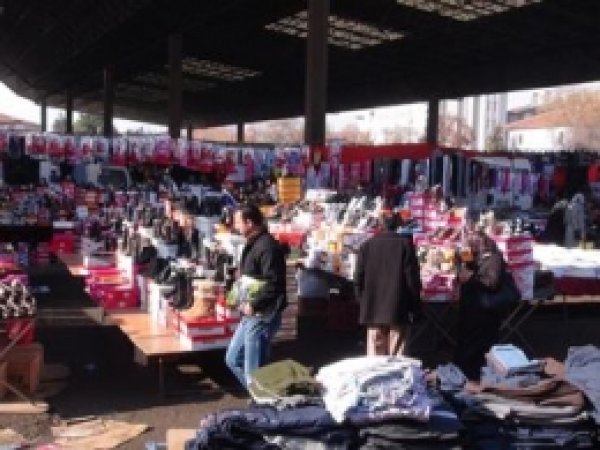 Sosyete Pazarı Esnafı İşlerinden Memnun 