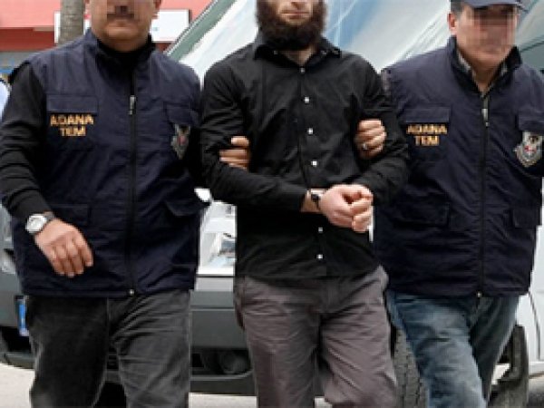 Gözaltına Alınan 25 Kişiden 13'ü Adliyede