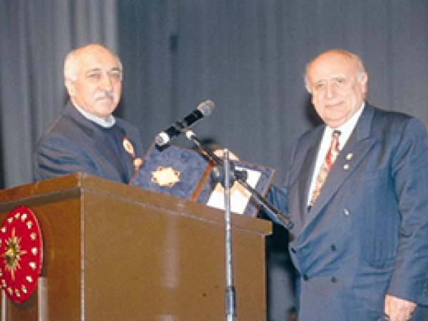 'Bir Devlet Gibi Örgütlenmişler'