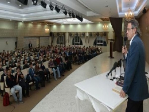 Verilen Tavizlerle Lozan Bir Zafer Değil, Hezimettir 