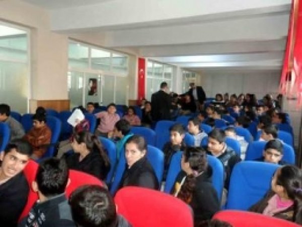 Öğrencilere Yönelik Meslek Seçme Konferansı 