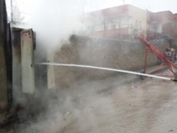 Elektrik Panosu Bomba Gibi Patladı 
