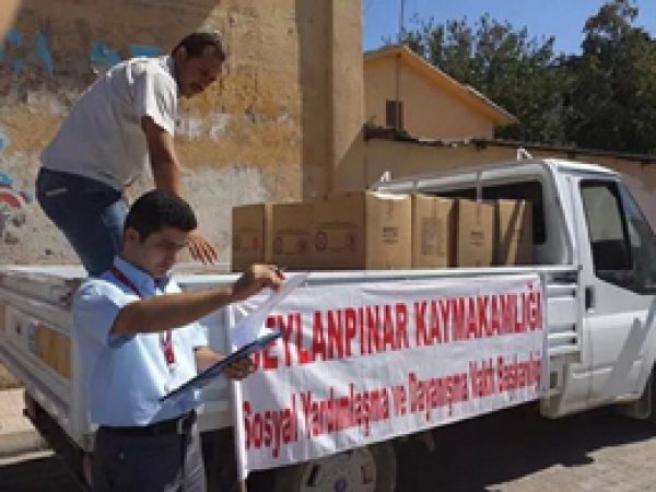 Ceylanpınar'da 600 Aileye Gıda Yardımı  