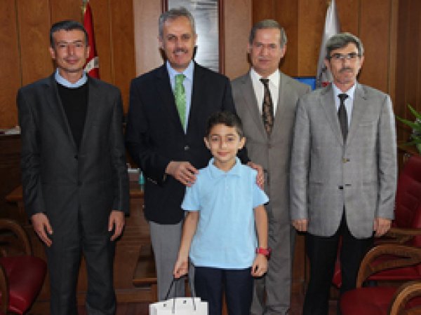 DPYBS Bursa Birincisi Altınla Ödüllendirildi 
