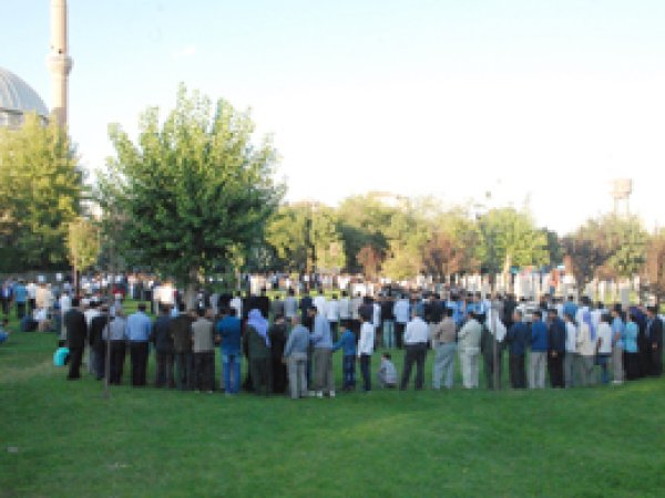 Diyarbakır'da Görkemli Bayramlaşma