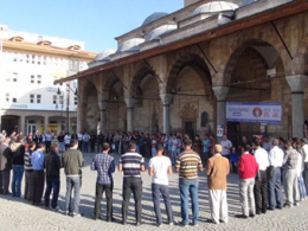 Peygamber Sevdalıları Konya'da Bayramlaştı 